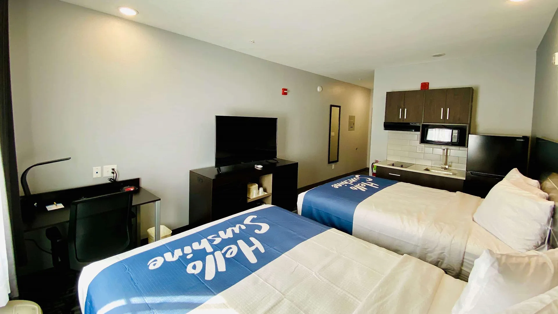 Days Inn & Suites By Wyndham Horn Lake - Memphis Graceland Hotel