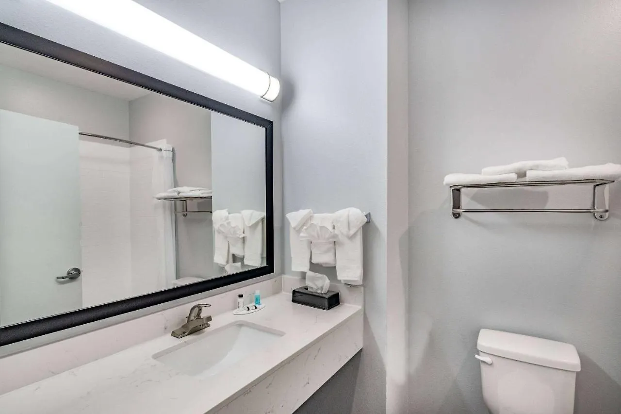 Days Inn & Suites By Wyndham Horn Lake - Memphis Graceland Hotel